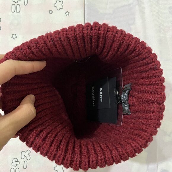 Acne Studios Embroidered Smiley Face Knit Hat Red - Picture 5 of 5